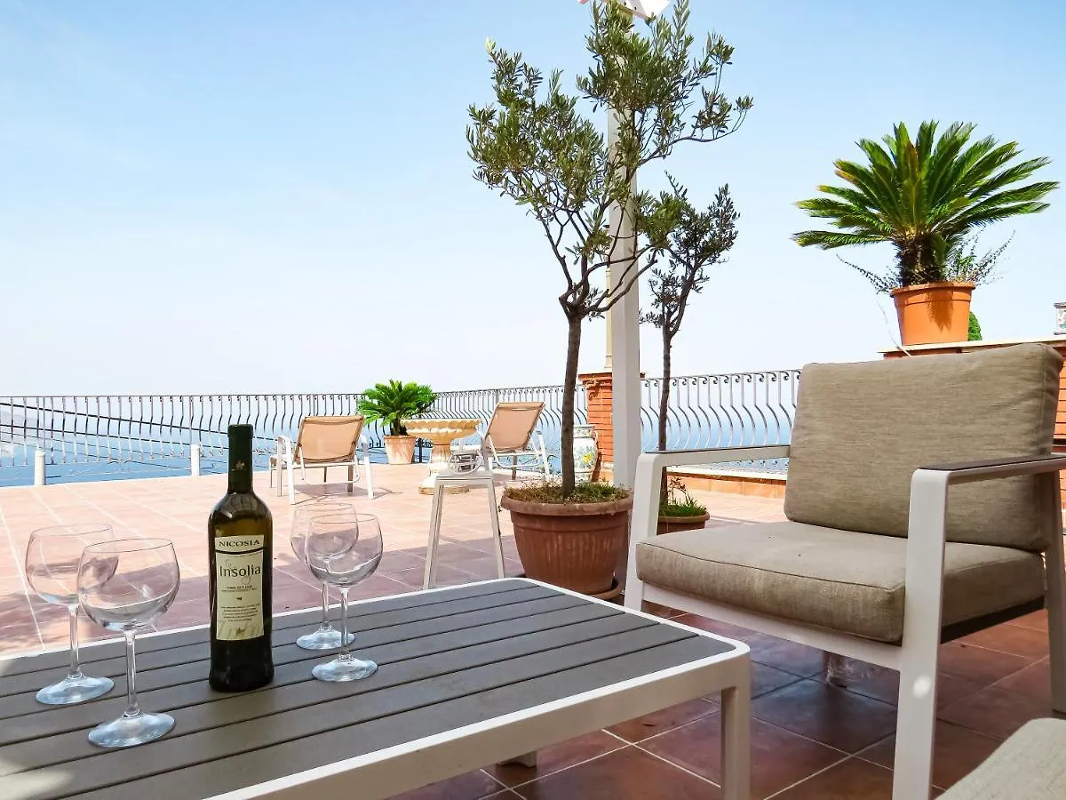 Villa Athena Taormina Aparthotel
